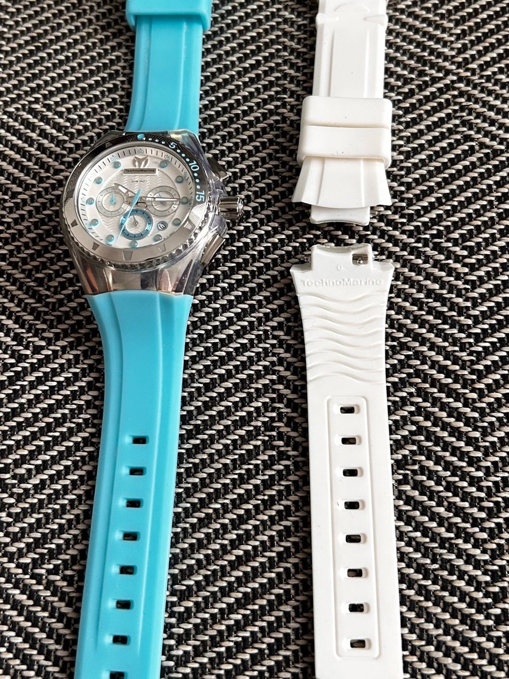 Technomarine Turquoise Silicone Strap Chronograph Watch w/ extra white strap